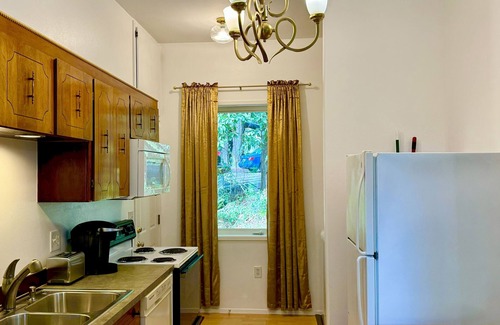 Camano Island Cabin | Luxe Cabin with Water View, Bonfire Pit, Near Beaches