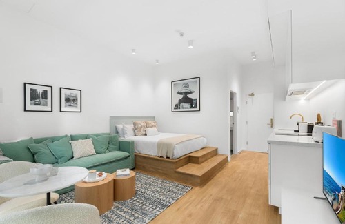 Maroubra Apartment | Luxe Central Studio 4 - Close to Randwick