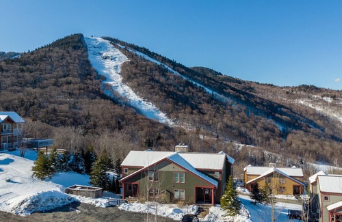 Central Vermont- Killington House | Luxe Chalet - Ski On /Off, Hot Tub, Pool, Views