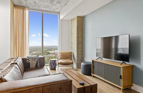 Rainey Street Historic District Apartment | Luxe Condo in Downtown Austin