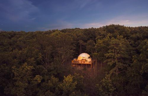 Capon Bridge House | Luxe Dome w Hot Tub, Full Bath & Mountain View