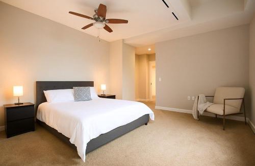 Downtown Cleveland Apartment | Luxe Downtown Suite Stadiums, Casino, R&R Hall!