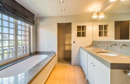 Het Zoute Apartment | Luxe duplex villa8p in cottagestijl met wellness
