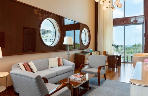 Coconut Grove House | Luxe European Elegance & Modern Comforts in Coconut Grove