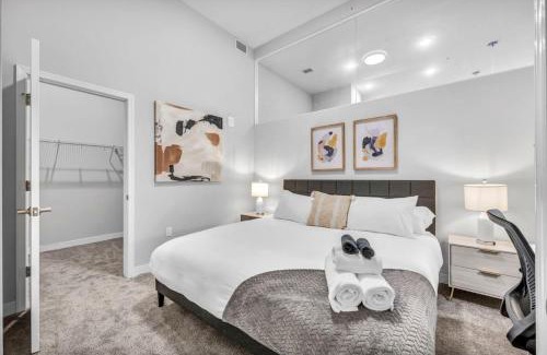 Gateway District Apartment | Luxe Flat with Heated Pool Sauna Rooftop Deck Gym
