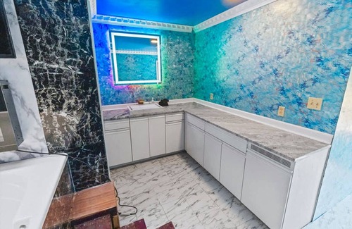 Andover House | Luxe Gated Mansion - Basketball Court Movie Theater Acreage