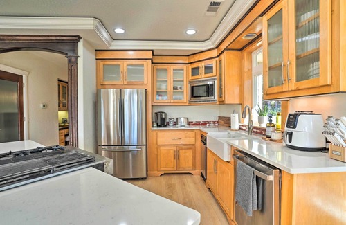 Grants Pass House | Luxe Getaway w/Riverfront Views in Grants Pass!