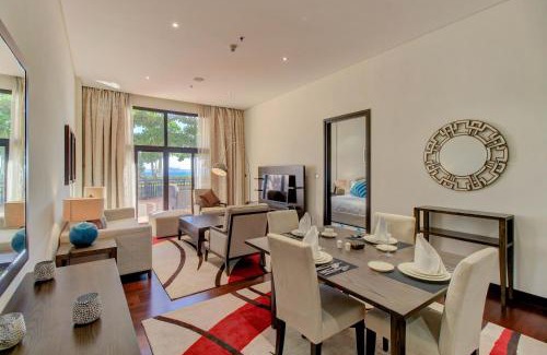 Palm Jumeirah Apartment | Luxe Getaways Royal Amwaj Palm Jumeirah Resort Apartment Holiday Home
