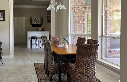 Granbury House | Luxe Granbury Abode w/ Pool ~ 4 Mi to Lake!