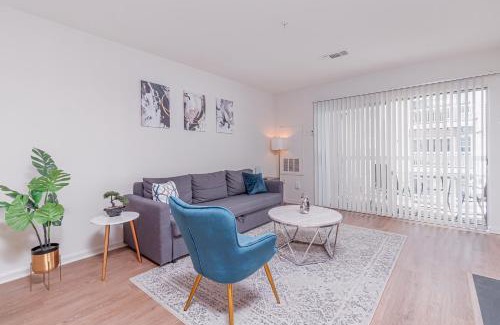 McLean Apartment | Luxe Haven Escape