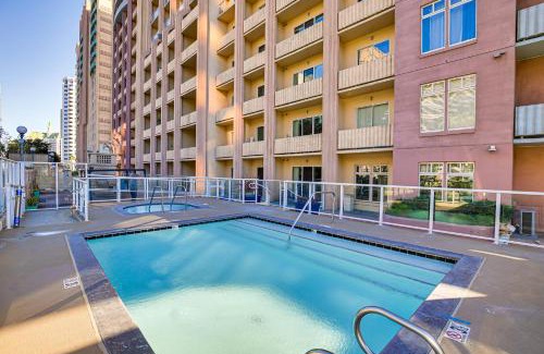 Waterfront Apartment | Luxe Long Beach Condo with Pool 1 Mi to Shoreline!