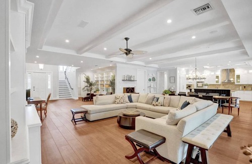 Hollywood Lakes House | Luxe Modern Design 5000sf/Heated pool/Gameroom