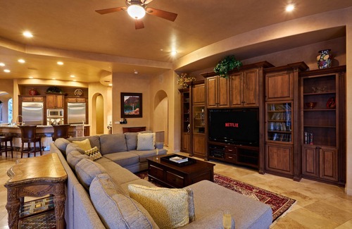 Paradise Valley House | LUXE-Mountain Estate-Heated Pool-Paradise Valley