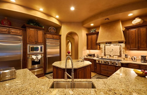 Paradise Valley House | LUXE-Mountain Estate-Heated Pool-Paradise Valley
