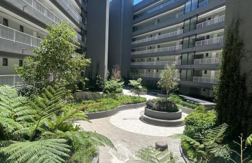 Claremont Apartment | Luxe Newlands Peak apartment 504