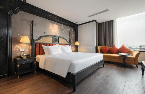 Truc Bach Hotel | Luxe Paradise Suites Hotel & Spa