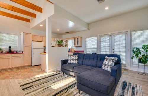 North Arroyo House | Luxe Pasadena Casita with Fireplace and Grill