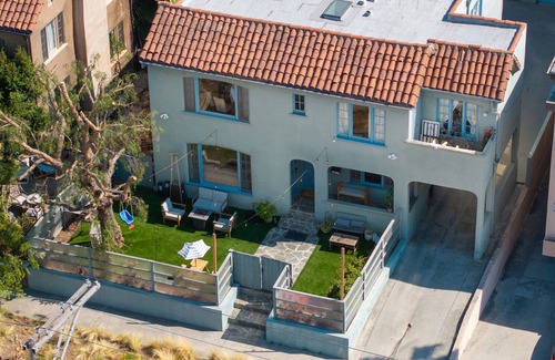 Carthay Circle House | Luxe Pico Backhouse