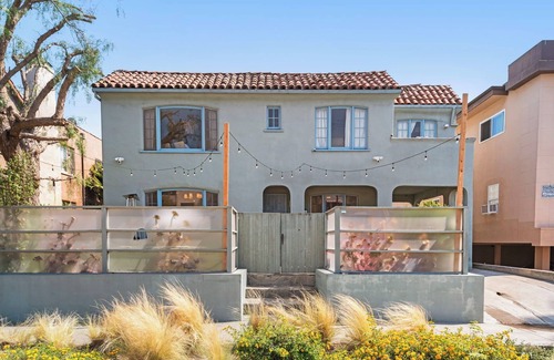 Carthay Circle House | Luxe Pico Backhouse