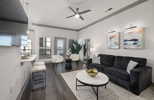 Northeast Raleigh Apartment | Luxe Retreat in North Hills
