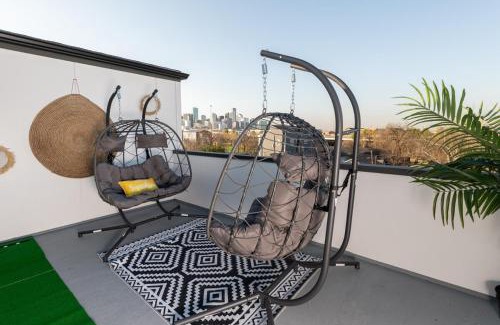 Greater Third Ward Villa | Luxe, Rooftop, 2 miles to Toyota Center