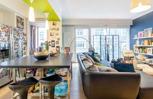 Chatelain Apartment | Luxe Serene Residence