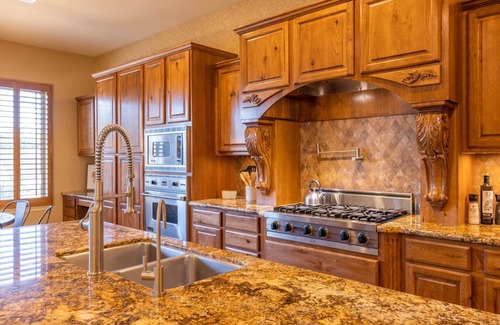 Power Ranch House | Luxe Southwest Villa: Heated Pool + Pool Table