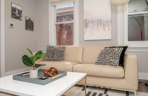 Covington House | LUXE Spot Suites