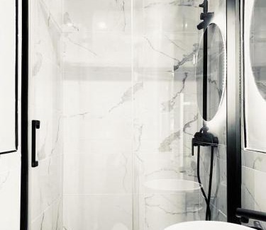 Saint-Mande Apartment | Luxe studio 10min metro from the Center of Paris