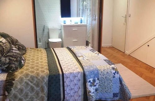 Aulnay-sous-Bois Apartment | Luxe studio près de CDG & Paris& Parc d'exposition