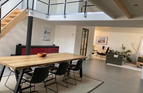 Bergen Villa | Luxe vakantiehuis met sauna De Barn Bergen
