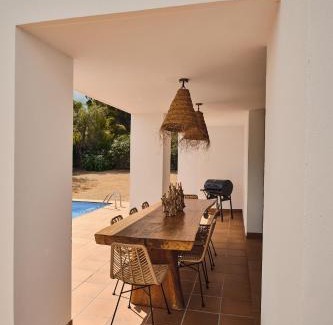 San Antonio Bay Villa | Luxe villa met privézwembad - Sant Antoni view - Boho Villas Ibiza