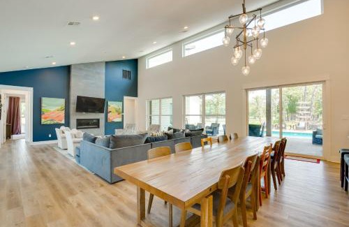 Malakoff House | Luxe Waterfront Home in Malakoff with Pool!