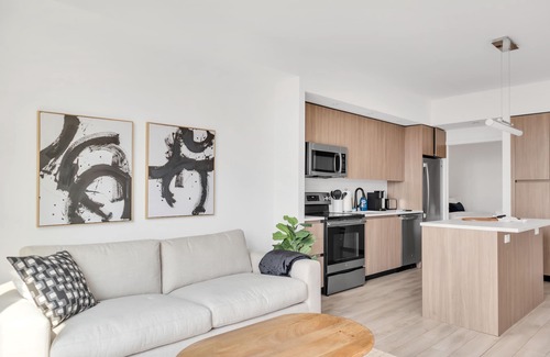 McLean Apartment | Luxi Natural Oak + Beige 2BR In Tysons Boro Area w Amenities + Mall/Pool/Gym
