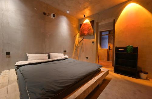 Jeifangbei Central Business District Apartment | Luxia B&B