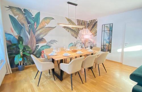Altstadt Sudwest Apartment | LUXOMES: Tropical Style - Old Town - Central Ingolstadt
