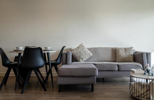 Gascoigne Apartment | Luxora - luxury 2 bedroom property