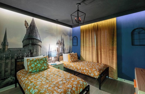Davenport House | Luxry Home with Private Game Room & Pool in Resort 242381