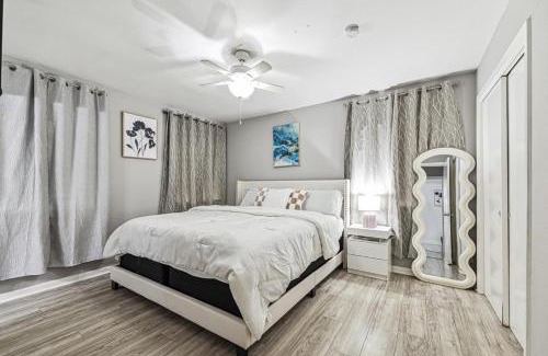 Houston House | Luxshortlet