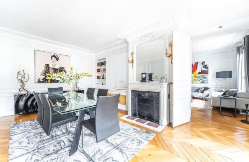 Champs-Elysees Apartment | Luxueux Appartment Georges V