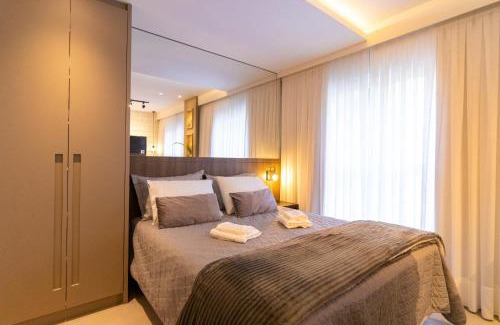 Matriz Apartment | Luxuoso Apto Em Frente Ao Shopping Curitiba - Piscina, Academia e Sauna