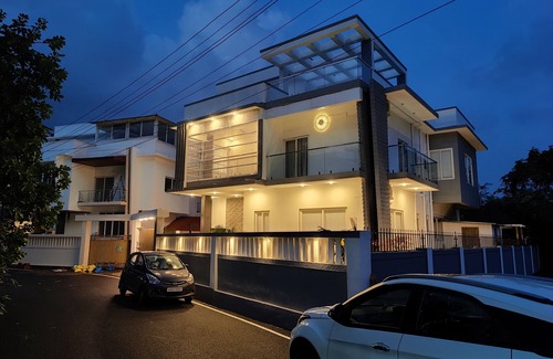 Pilerne Villa | Luxurious 04 Bedded villa with Private Pool