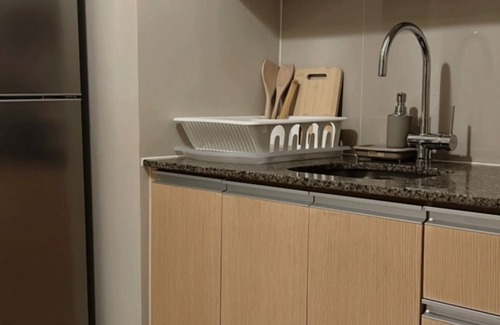 Bonifacio Global City Condo | Luxurious 1BR Across Uptown Mall, Mitsukoshi Mall, & Grand Hyatt - Pet friendly!