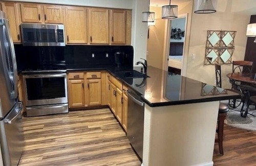 North Scottsdale Condo | Luxurious 1st floor 2-bedroom condo at Grayhawk in prime N. Scottsdale location!