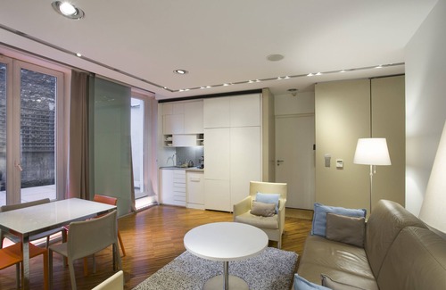 8th Arrondissement Apartment | Luxurious, 2 Bedroom Apt. w/TERRACE (!) Central Two Blocks from Elysées Palace.