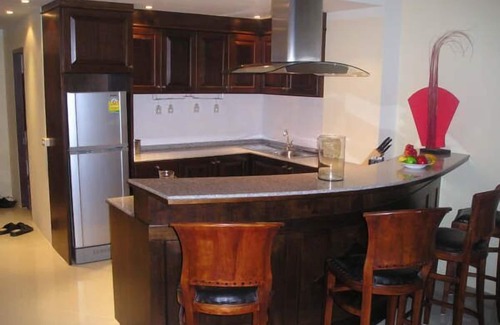Si Racha Condo | Luxurious 2 Bedroom Condominium On a 4 Star Golf Course