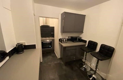 Wall End Apartment | Luxurious 2 Bedroom Flat With Balcony London