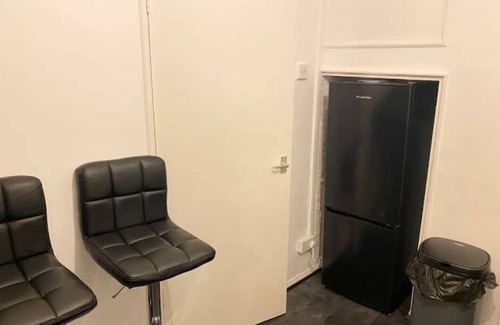Wall End Apartment | Luxurious 2 Bedroom Flat With Balcony London