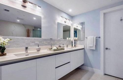 Pompano Beach Apartment | Luxurious 2-Bedroom Oceanfront Condo