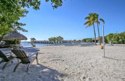 Tavernier House | Luxurious 2BR 2BA Ocean Pointe Condo Tavernier Fl